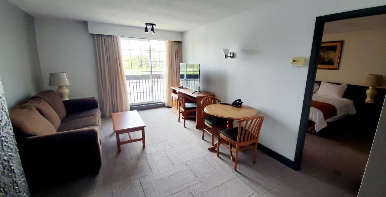 Lagoon City Pier One Resort Extérieur photo